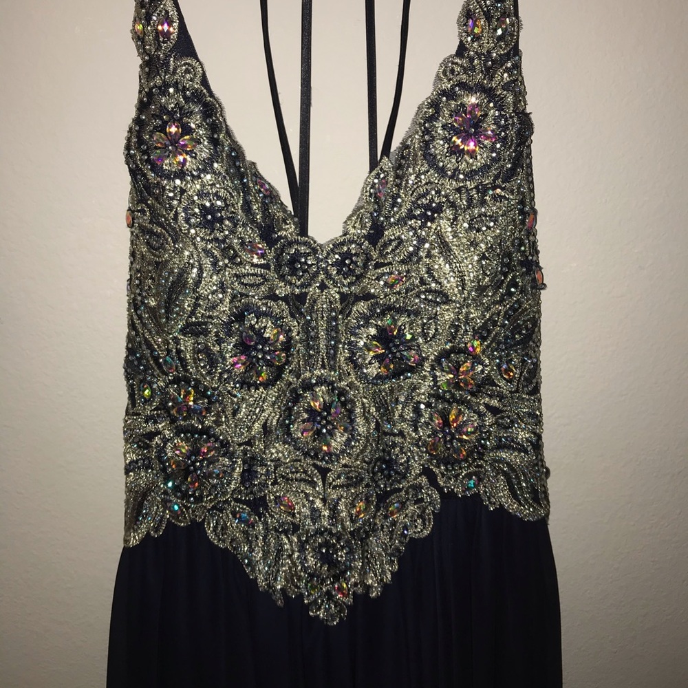 Gown dress
